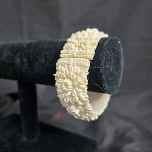 Vintage 1930s Carved Celluloid Floral Hinged Bangle Bracelet Art Deco Textured